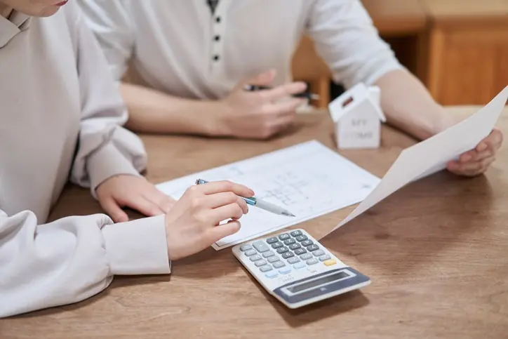 Gastos notariales, de escritura y registro