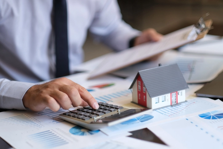 Conceptos financieros para comprar vivienda nueva en Colombia