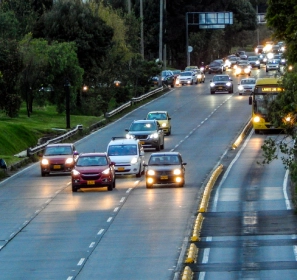 Transporte y accesos: ventajas de vivir en Zipaquirá Vías de acceso y entorno urbano de Zipaquirá, Cundinamarca