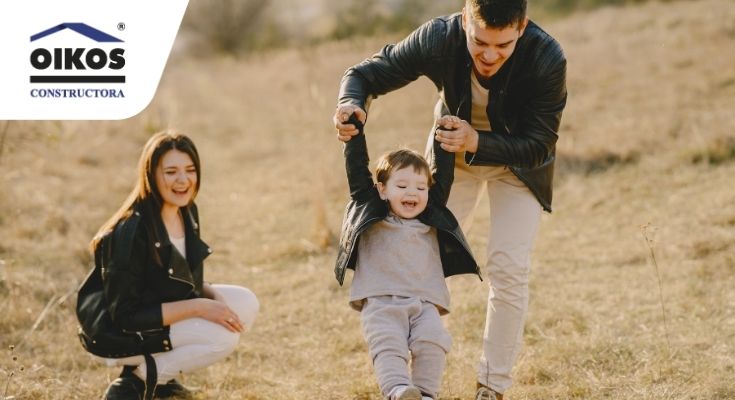 familia disfrutando de su vivienda vacacional