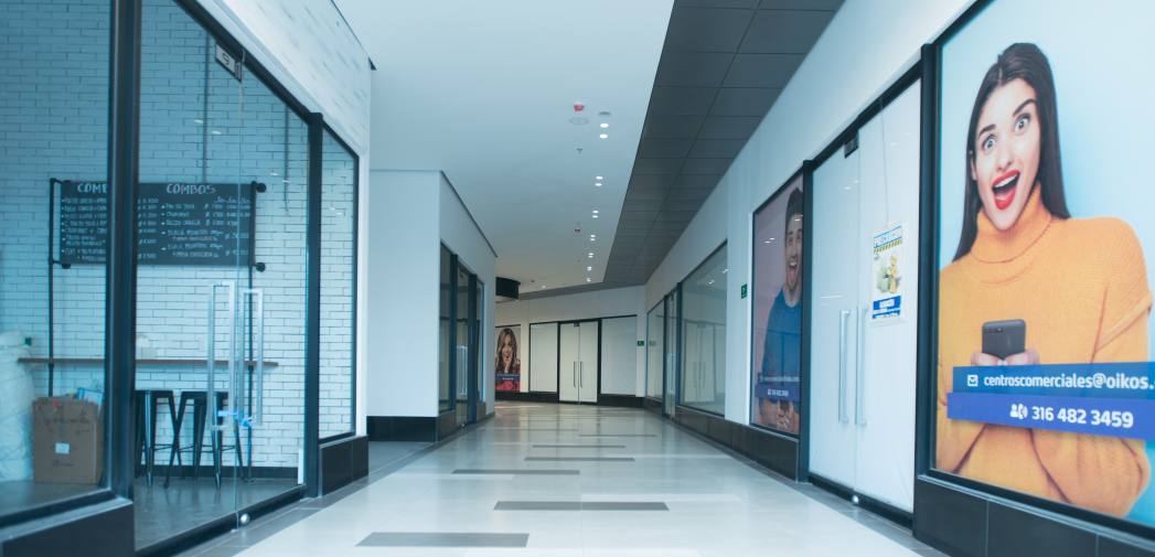 OIKOS Infinitum | Pasillos Centro comercial