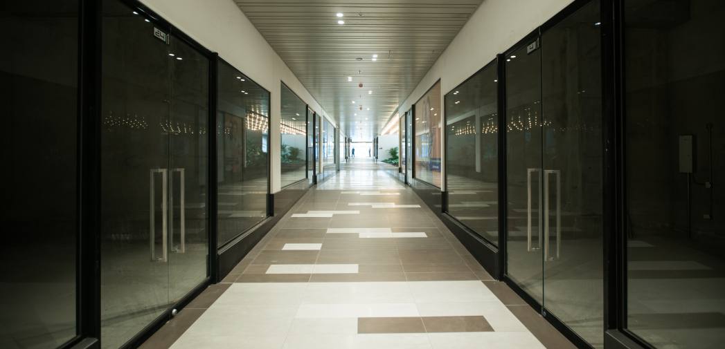 OIKOS Infinitum | Pasillos Centro comercial