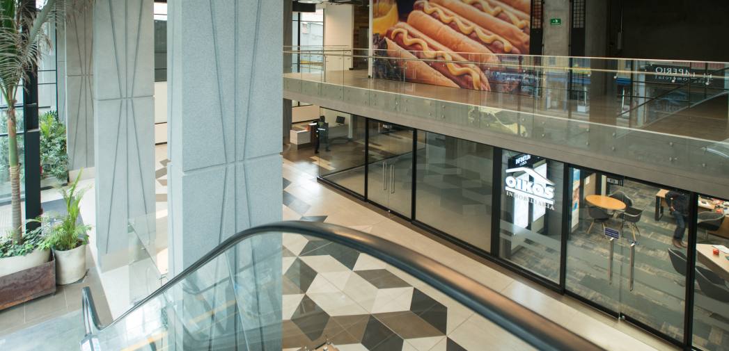 OIKOS Infinitum | Centro Comercial 